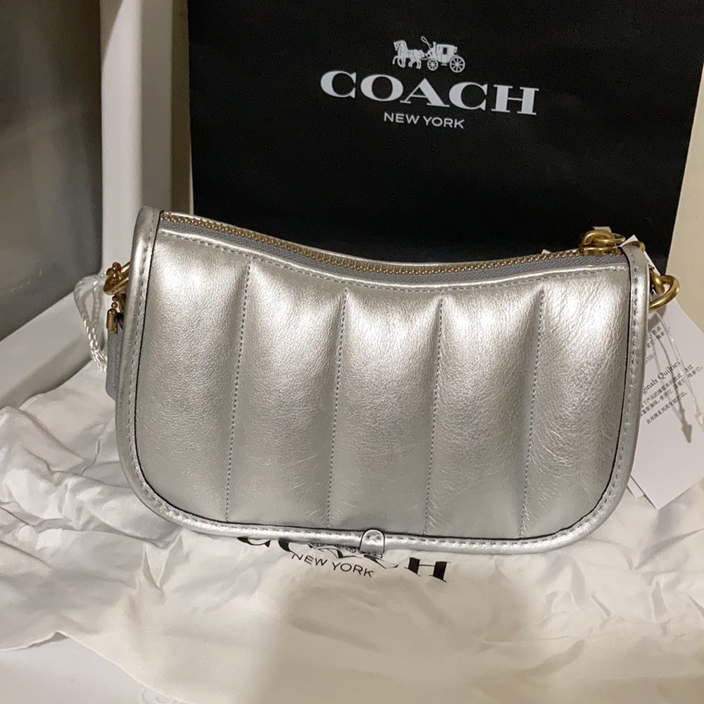 Coach Swinger silver metallic quilted leather shoulder bag - Picture 4 of 11